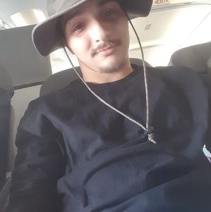 Meet your Posher, Dillon